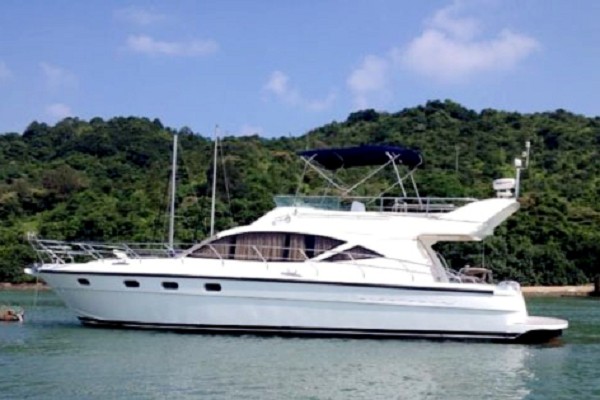 黃金海岸52尺豪華游艇 黃金海岸52尺豪華游艇