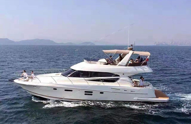 亞諾50尺飛橋游艇 亞諾50尺飛橋游艇