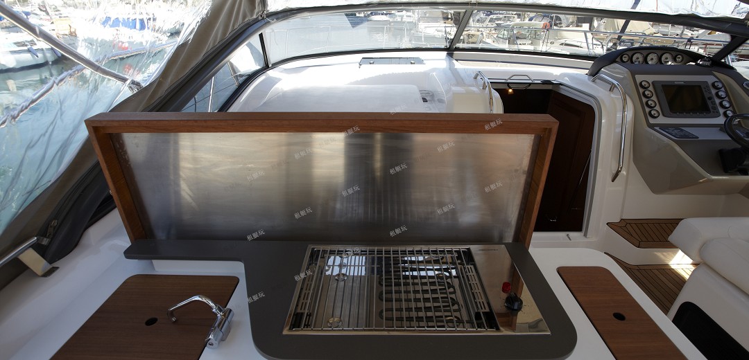 德國(guó)巴伐利亞46尺運(yùn)動(dòng)游艇